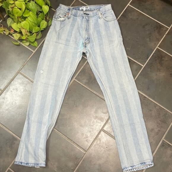 Re/done Straight Leg Jeans 70s Button Fly Recycled Denim Size 26 27x30.5 - Picture 2 of 12